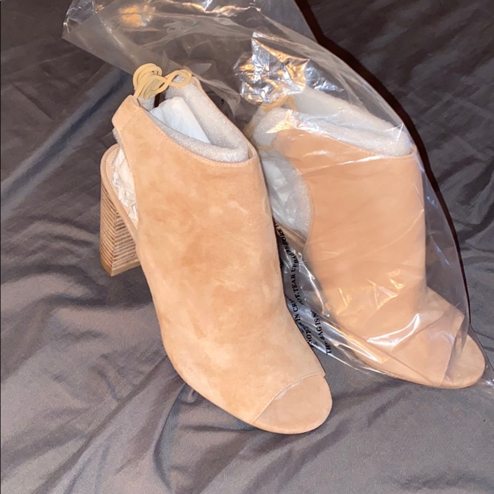 Tan Neiman Marcus booties